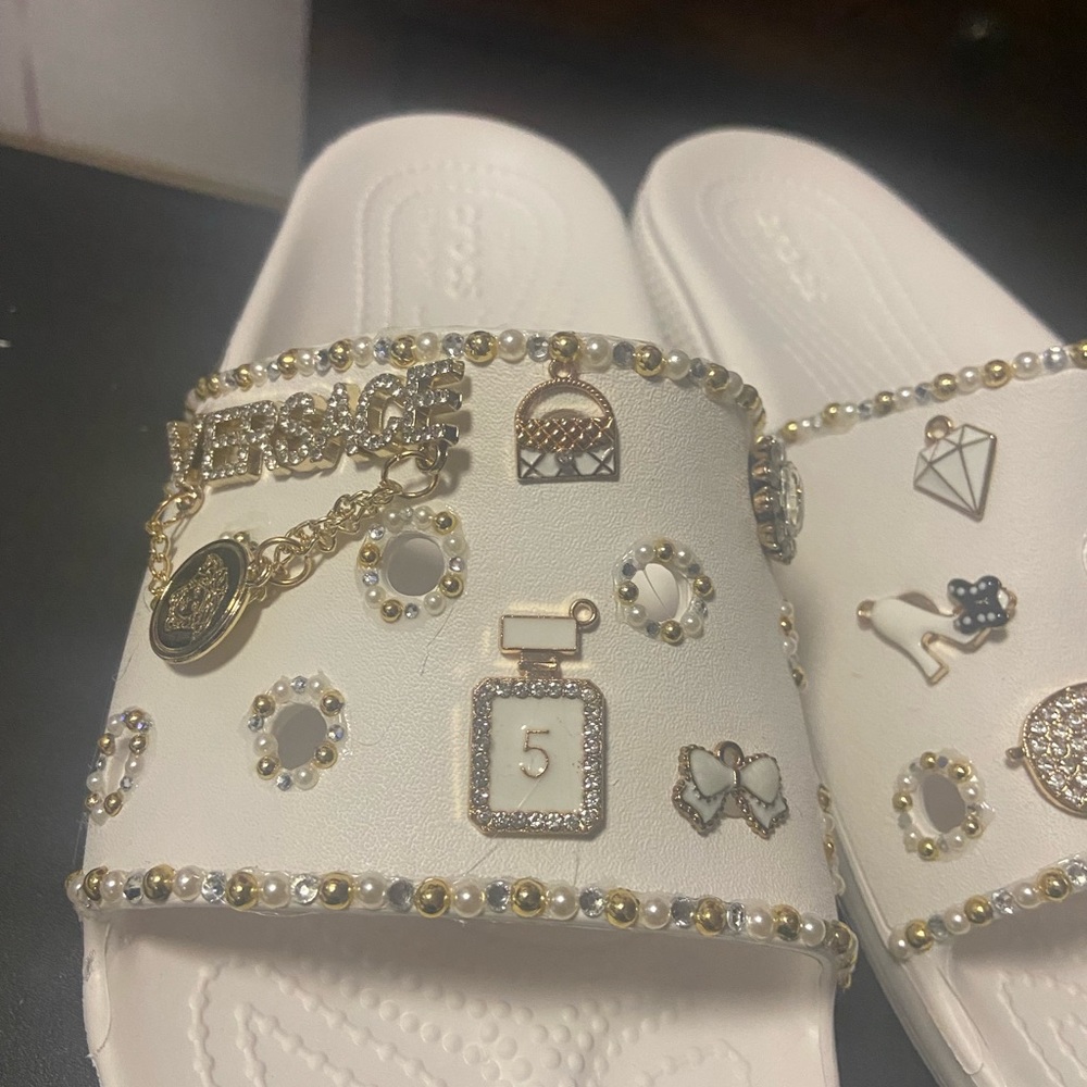 Customized croc slides - Picture 3 of 3